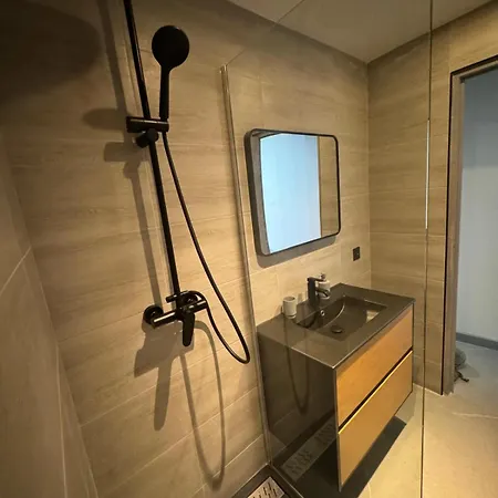 Squid Avec Jacuzzi Prive شقة مُلا