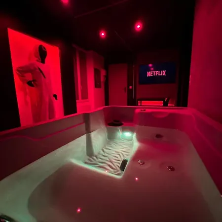 Squid Avec Jacuzzi Prive Apartman