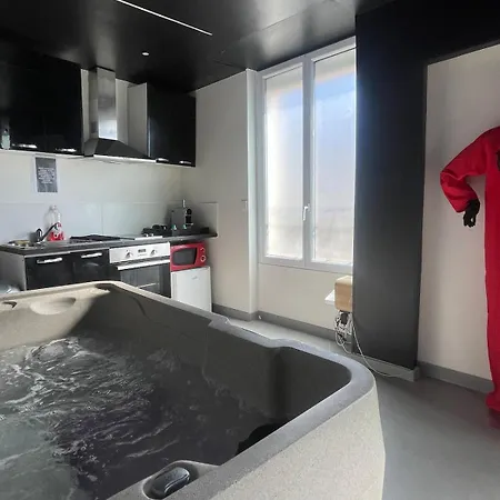 Squid Avec Jacuzzi Prive Apartman