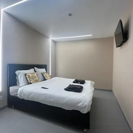 شقة Squid Avec Jacuzzi Prive مُلا