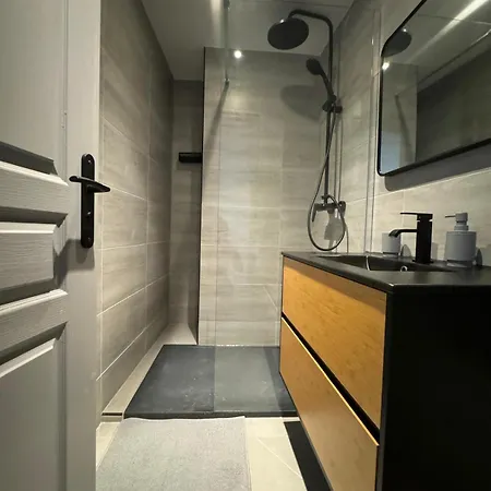 Squid Avec Jacuzzi Prive شقة
