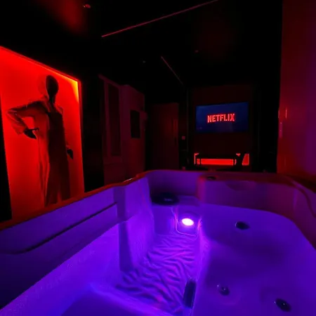 Squid Avec Jacuzzi Prive Apartman *